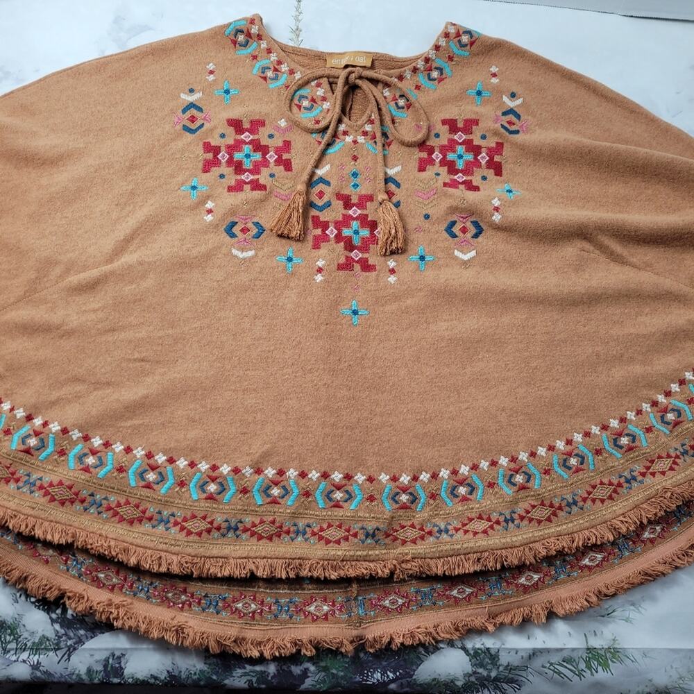 Emmer & Oat Southwestern Boho Faux Suede Poncho size M/L - Picture 5 of 13
